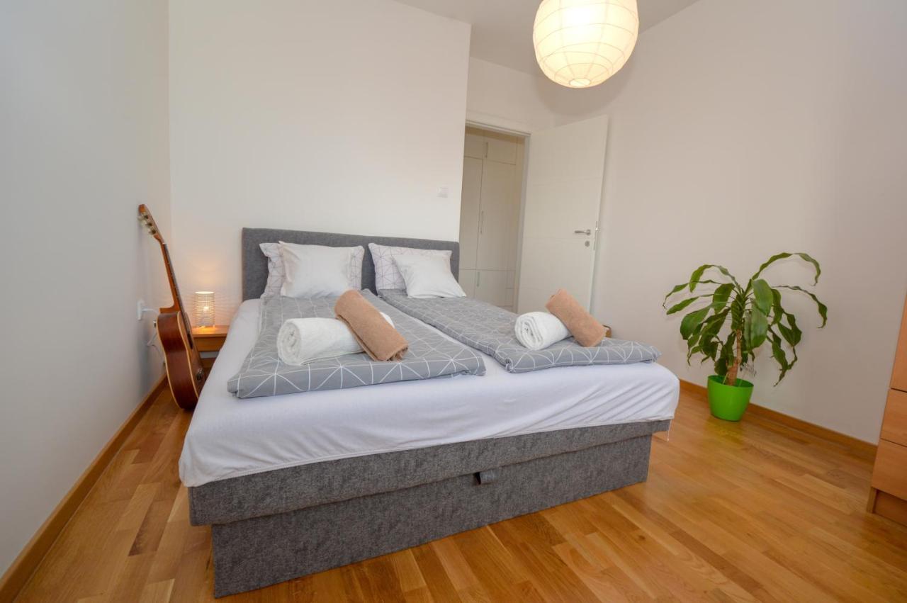Shine24 - Spacious And Bright Apartment - New 诺威萨 外观 照片